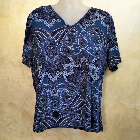 Zena Essentials Tops - Blue Paisley Top by Zena Essentials Like New 2X